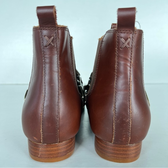 ANTHROPOLOGIE Kelsi Dagger Slow Cafe Leather Thick Chain Ankle Boots Sz 8 NWOT - Picture 9 of 13